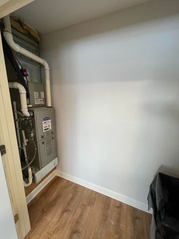 210 W 6th Street 1, Royal Oak, MI 48067