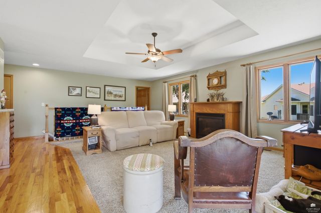 9155 Lindsey Circle, Manhattan, KS 66502