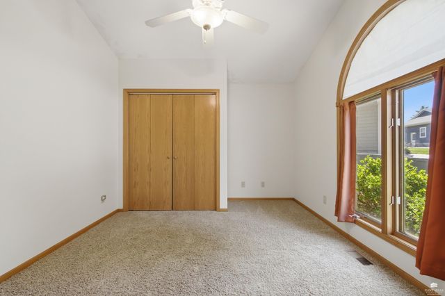 9155 Lindsey Circle, Manhattan, KS 66502