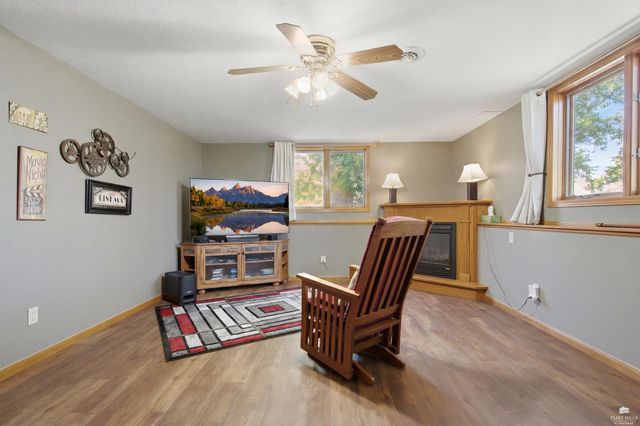 9155 Lindsey Circle, Manhattan, KS 66502