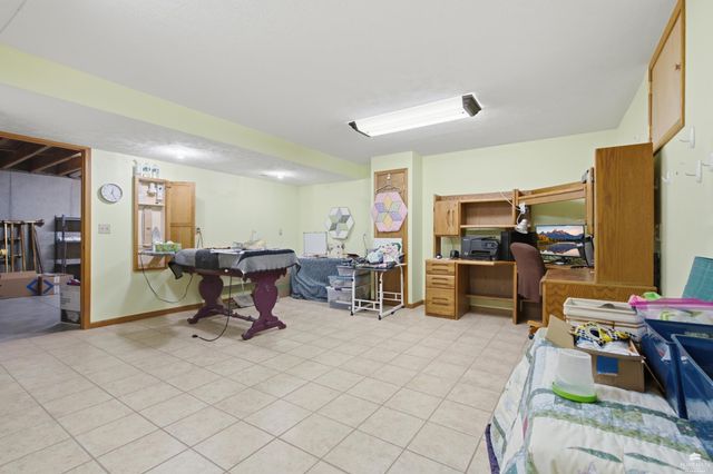 9155 Lindsey Circle, Manhattan, KS 66502