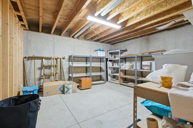 9155 Lindsey Circle, Manhattan, KS 66502