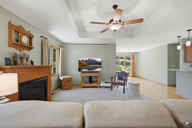 9155 Lindsey Circle, Manhattan, KS 66502