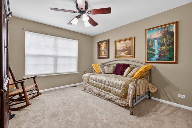230 Vail Court, Gilberts, IL 60136