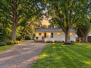 3131 W Maple Avenue, Mundy Township, MI 48507