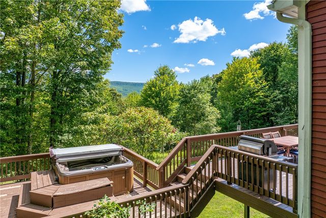 207 Small Road, Middletown, NY 12455