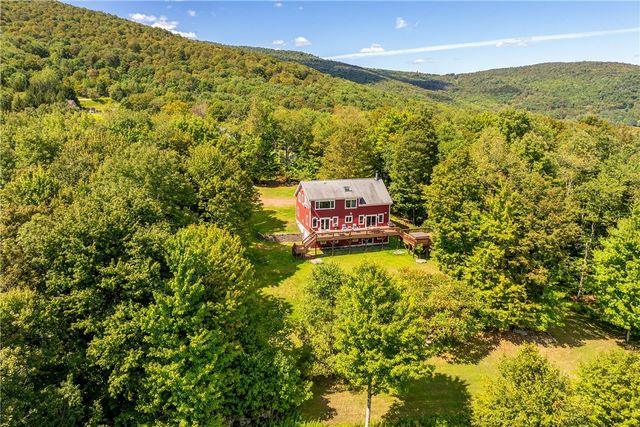 207 Small Road, Middletown, NY 12455