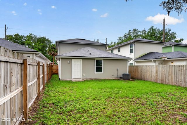 8839 FREE Avenue, Jacksonville, FL 32211