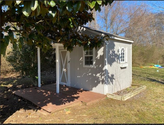 151 Edgewood Dr, Hendersonville, TN 37075