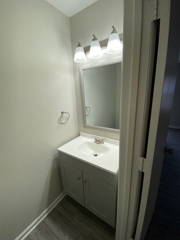 151 Edgewood Dr, Hendersonville, TN 37075