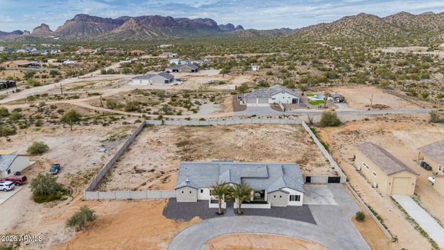 28756 N PHOEBE Place 2, San Tan Valley, AZ 85144