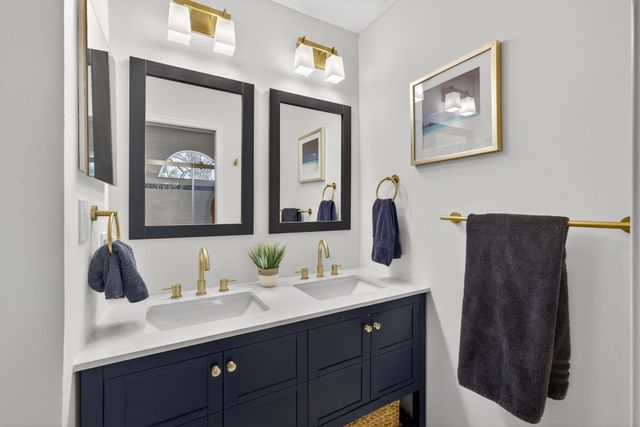 44 Uno Lago Drive, North Palm Beach, FL 33408