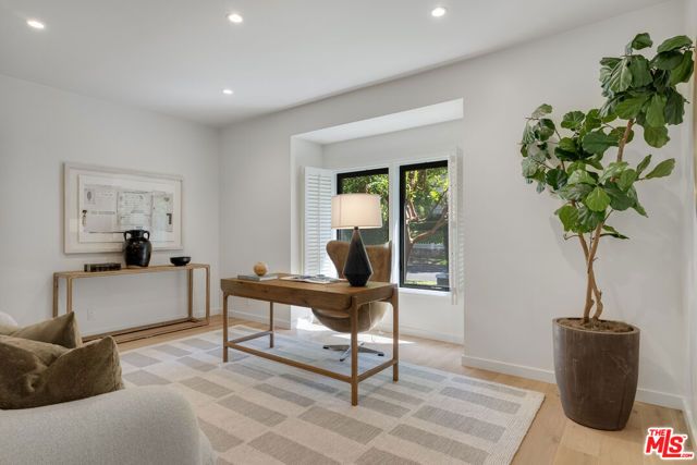 521 Loring Avenue, Los Angeles, CA 90024