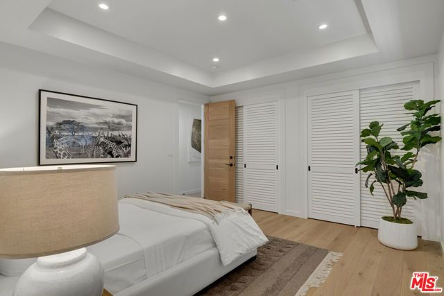 521 Loring Avenue, Los Angeles, CA 90024