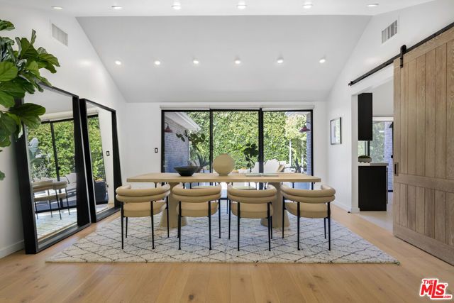 521 Loring Avenue, Los Angeles, CA 90024
