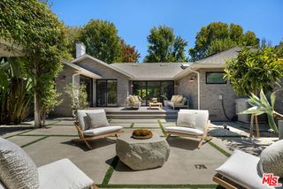 521 Loring Avenue, Los Angeles, CA 90024