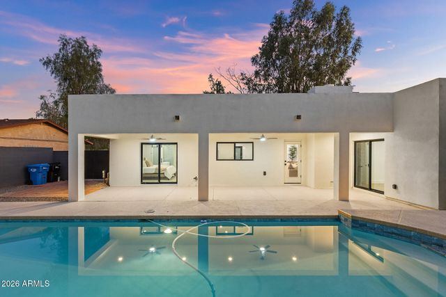 6256 E GELDING Drive, Scottsdale, AZ 85254