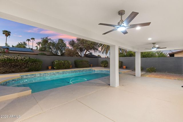 6256 E GELDING Drive, Scottsdale, AZ 85254