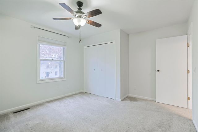 15711 Durham Way, Granger, IN 46530