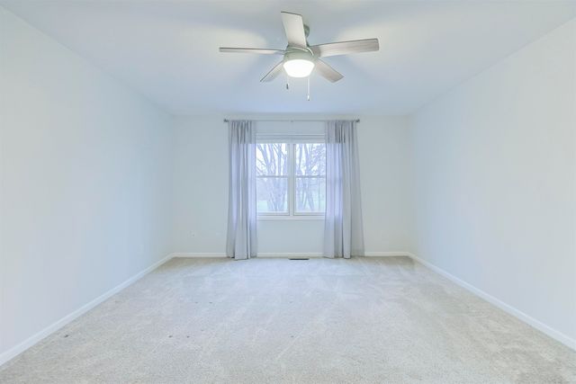 15711 Durham Way, Granger, IN 46530