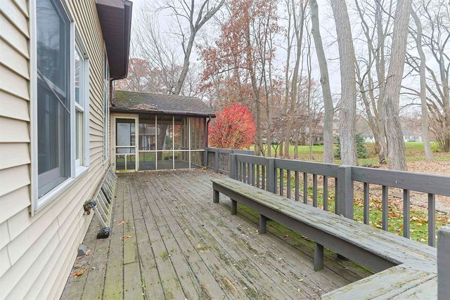 15711 Durham Way, Granger, IN 46530