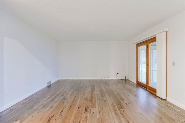 15711 Durham Way, Granger, IN 46530