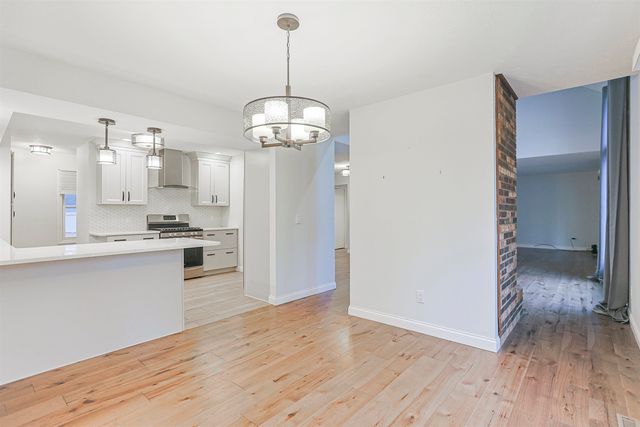 15711 Durham Way, Granger, IN 46530