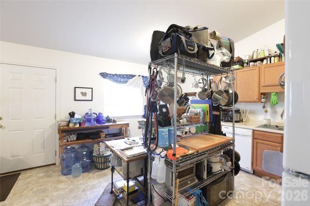 1302 Stanwood Lane, Hendersonville, NC 28739