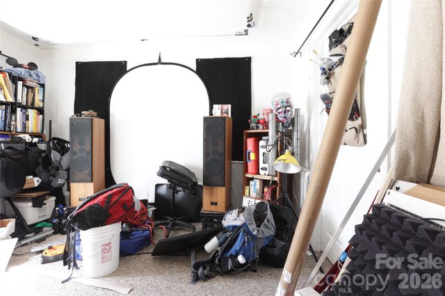 1302 Stanwood Lane, Hendersonville, NC 28739