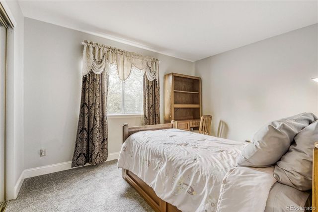 9853 Salford Lane, Littleton, CO 80126