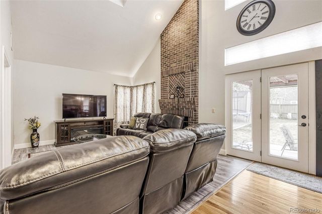 9853 Salford Lane, Littleton, CO 80126