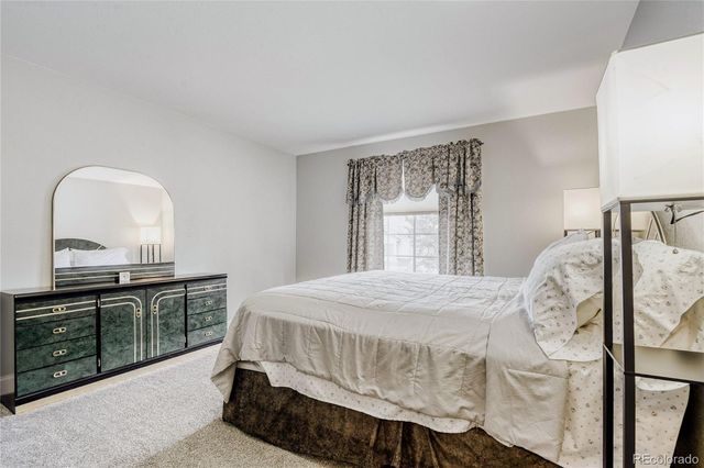 9853 Salford Lane, Littleton, CO 80126