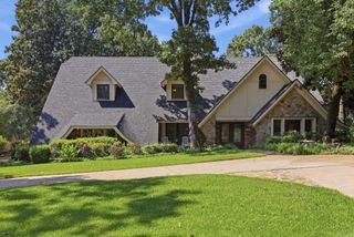 800 Silverwood Trail, North Little Rock, AR 72116