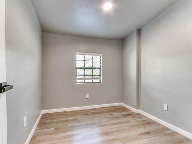 524 E Harrison Avenue, Guthrie, OK 73044