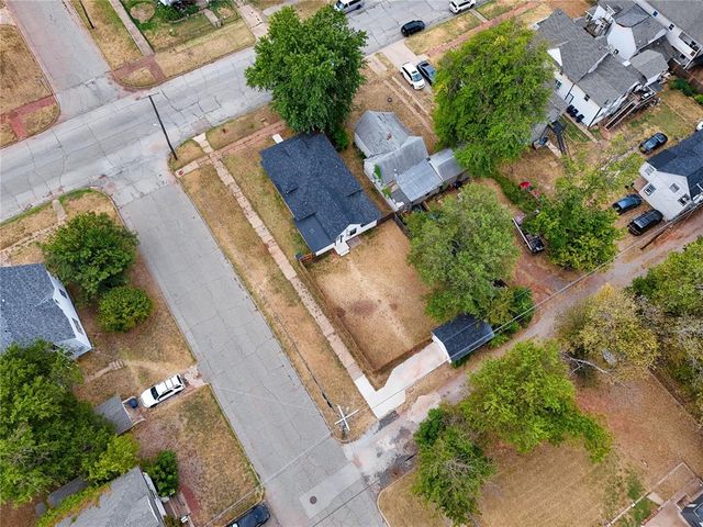 524 E Harrison Avenue, Guthrie, OK 73044