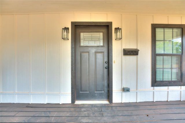 524 E Harrison Avenue, Guthrie, OK 73044