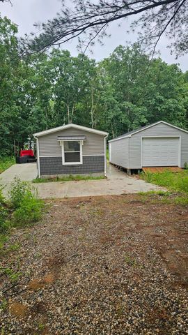 1756 Aspen Drive, Valley Twp, MI 49010
