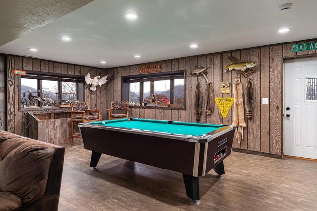 S1787 State Highway 162, Chaseburg, WI 54621