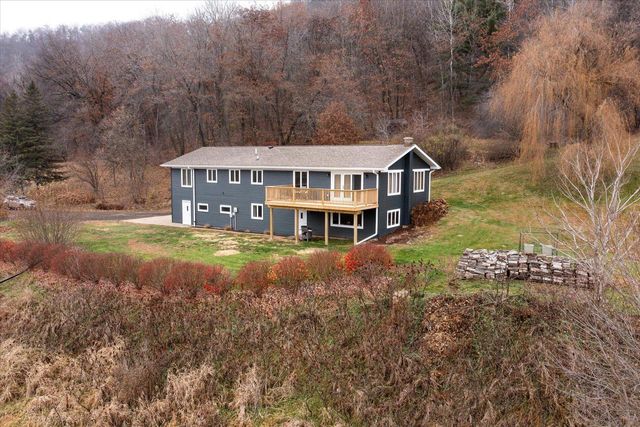 S1787 State Highway 162, Chaseburg, WI 54621