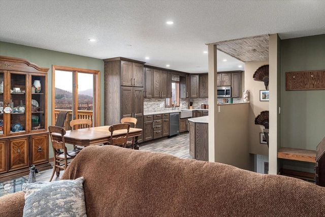 S1787 State Highway 162, Chaseburg, WI 54621