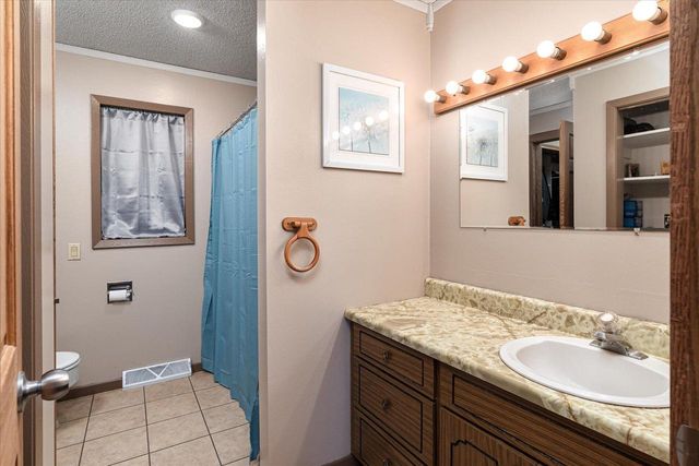 S1787 State Highway 162, Chaseburg, WI 54621