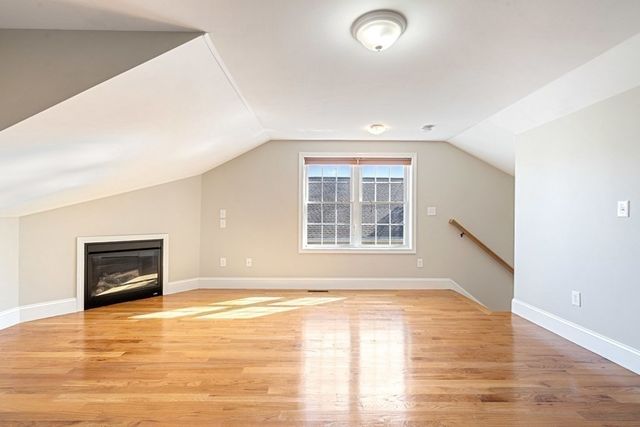 220 White St 220, Belmont, MA 02478