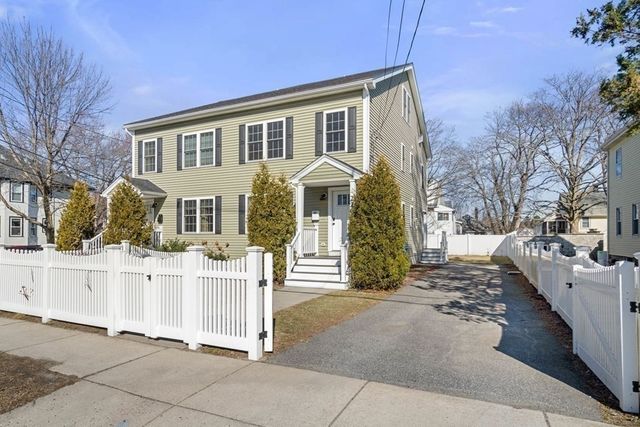 220 White St 220, Belmont, MA 02478