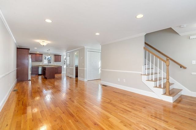 220 White St 220, Belmont, MA 02478