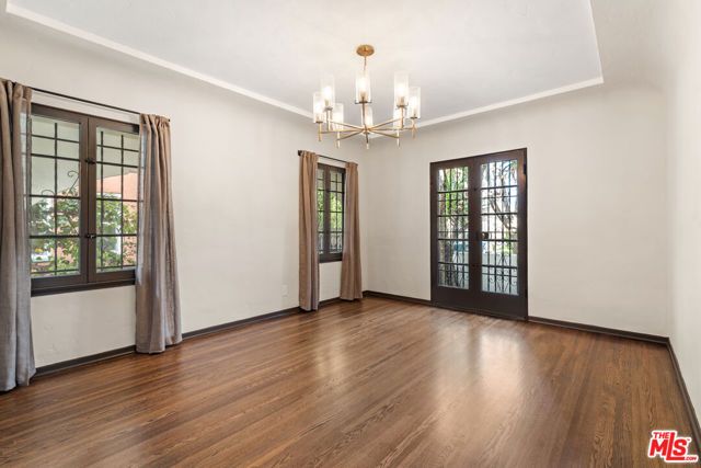 1146 S Hayworth Avenue, Los Angeles, CA 90035