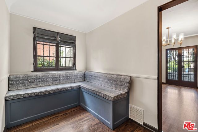 1146 S Hayworth Avenue, Los Angeles, CA 90035