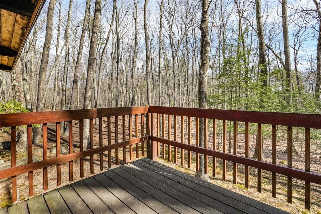 Image 14 of property listing at 56 Piscataqua Road, Dover, NH 03820