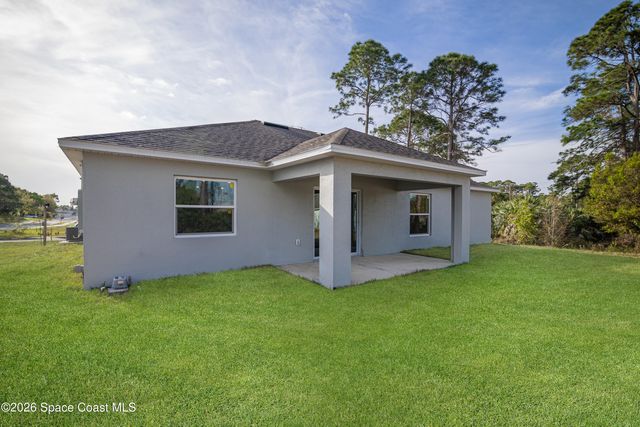 1917 Trapper Avenue SE, Palm Bay, FL 32909