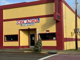 309 MAIN St, Riddle, OR 97469