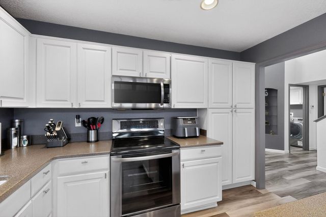 233 Nicklaus Drive SE, Rio Rancho, NM 87124